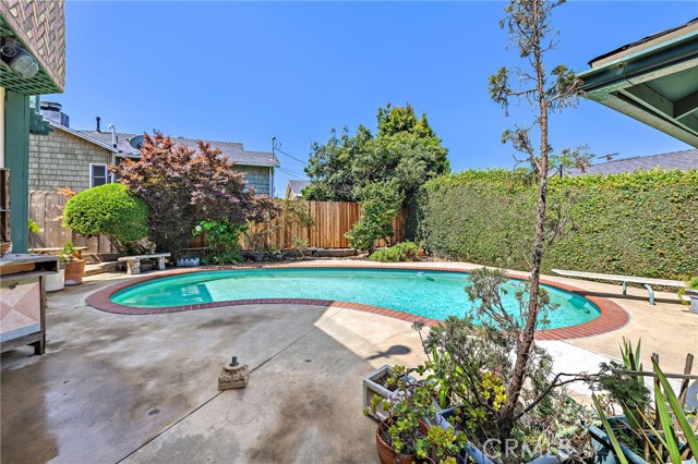 Detail Gallery Image 46 of 49 For 8001 Alverstone Ave, Los Angeles,  CA 90045 - 3 Beds | 4 Baths