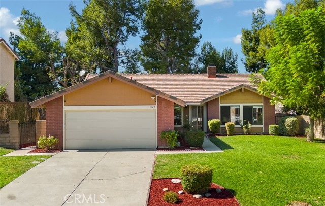 1123 Cleghorn
