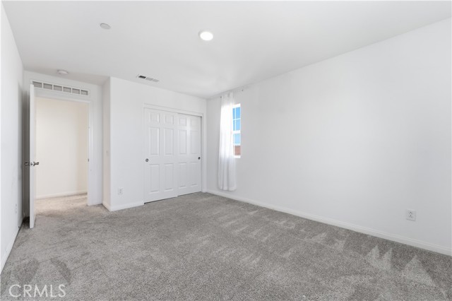 Detail Gallery Image 9 of 20 For 43869 Hampton, Lancaster,  CA 93536 - 4 Beds | 3 Baths