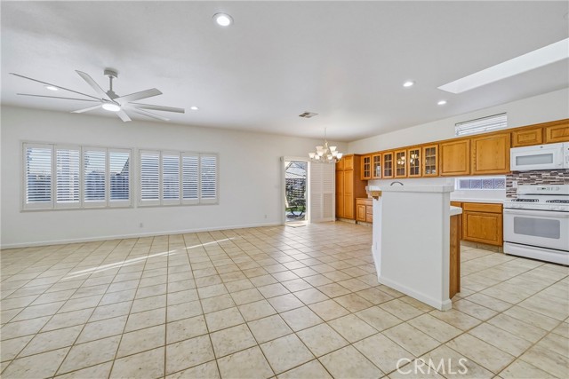 Detail Gallery Image 21 of 44 For 1818 Lake Ridge, Atwater,  CA 95301 - 3 Beds | 2 Baths