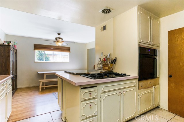 2234 Avalon Street, Costa Mesa CA: https://media.crmls.org/medias/84eb06d4-d8d5-496a-a922-9e854e381a0b.jpg