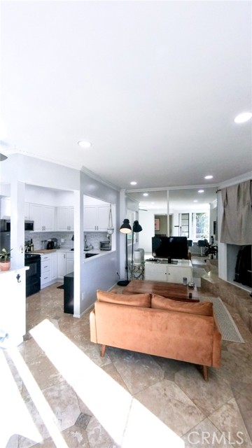 Detail Gallery Image 35 of 40 For 2575 E 19th St #17,  Signal Hill,  CA 90755 - 1 Beds | 1 Baths