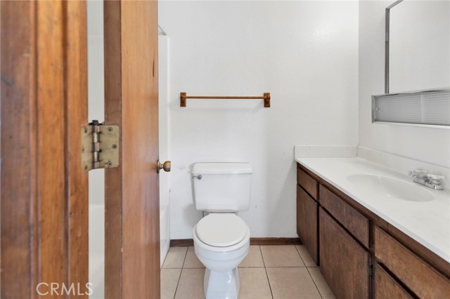 Detail Gallery Image 14 of 34 For 16463 Solvang Ave, Victorville,  CA 92394 - 3 Beds | 2 Baths