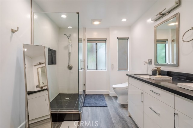 Detail Gallery Image 19 of 31 For 236 N Louise St #104,  Glendale,  CA 91206 - 2 Beds | 2 Baths