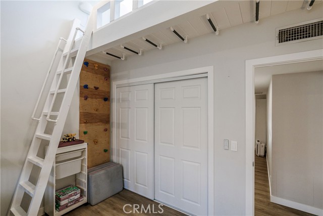 Detail Gallery Image 36 of 51 For 1219 S Catalina Ave, Redondo Beach,  CA 90277 - 4 Beds | 3/1 Baths
