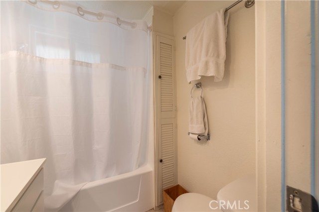 Detail Gallery Image 18 of 37 For 860 E Victoria Ct, Lake Arrowhead,  CA 92352 - 2 Beds | 1/1 Baths