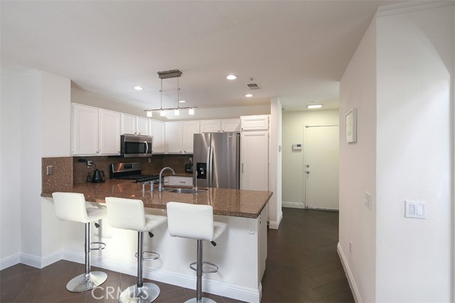 Detail Gallery Image 12 of 27 For 11000 Kimberly, Montclair,  CA 91763 - 3 Beds | 2/1 Baths