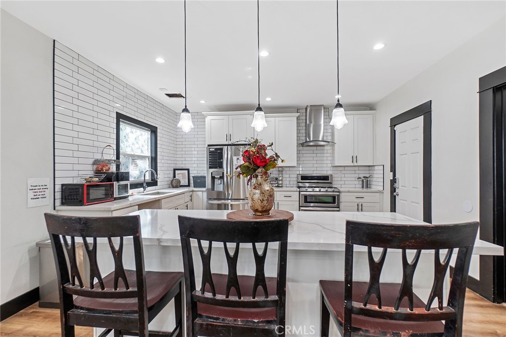 MLS #OC25176241 image #8