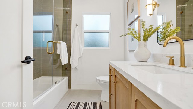 Detail Gallery Image 29 of 42 For 2735 Monogram, Long Beach,  CA 90815 - 5 Beds | 3 Baths