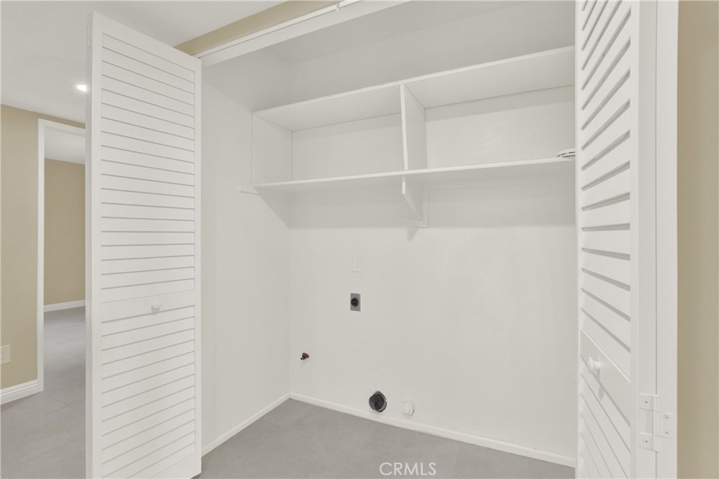 MLS #OC25245389 image #22