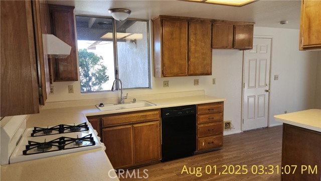 7314 Palomar Avenue, Yucca Valley CA: https://media.crmls.org/medias/84eff589-b9f8-416d-a2ec-c18e33169197.jpg