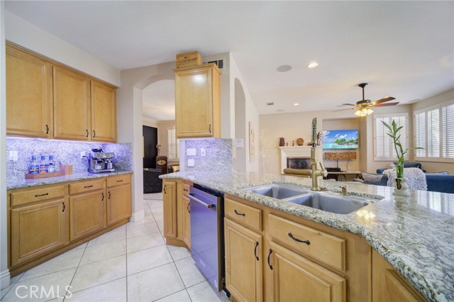 Detail Gallery Image 29 of 69 For 3831 Tournament Dr, Palmdale,  CA 93551 - 4 Beds | 3 Baths