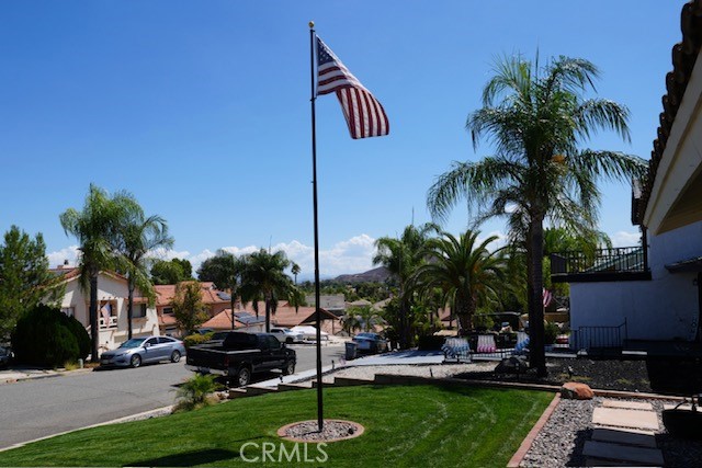 22511 Pin Tail Drive, Canyon Lake CA: https://media.crmls.org/medias/84f0478c-4afc-4a8f-bca3-0121db2d4f3c.jpg