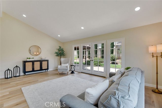 Detail Gallery Image 22 of 52 For 5697 Los Robles, La Verne,  CA 91750 - 3 Beds | 2 Baths