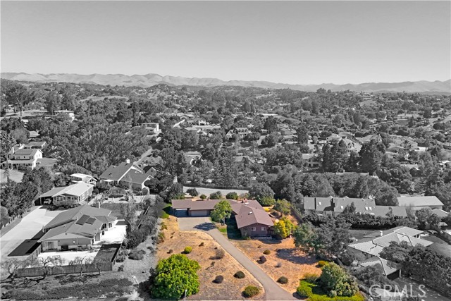 251 James Way, Arroyo Grande CA: https://media.crmls.org/medias/84f0d618-dbc9-42bd-a32a-8162303a581a.jpg