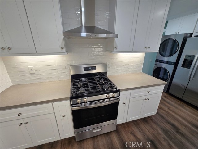 Detail Gallery Image 7 of 25 For 17227 Wilton Pl, Torrance,  CA 90504 - 4 Beds | 3 Baths