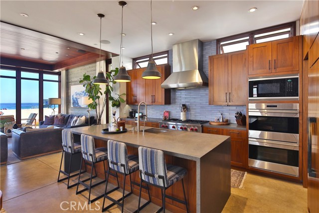 Detail Gallery Image 8 of 28 For 3124 the Strand, Hermosa Beach,  CA 90254 - 4 Beds | 6 Baths