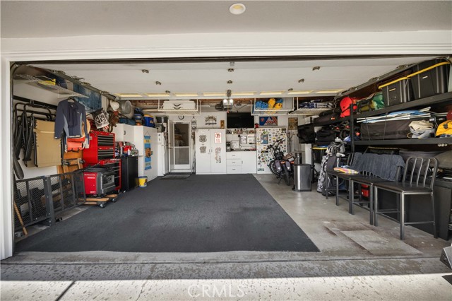 Image 33 of 42 For 16541 Charleyville