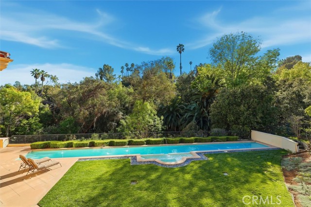 Detail Gallery Image 43 of 59 For 1852 Sharon, Santa Ana,  CA 92705 - 5 Beds | 4/1 Baths