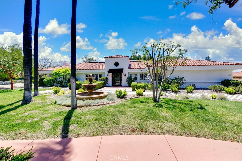 1076 Pomello Drive
