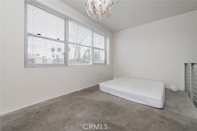 Detail Gallery Image 14 of 30 For 116 S Harbor Bld #102,  Anaheim,  CA 92805 - 2 Beds | 2/1 Baths