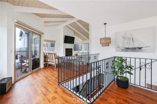 295 Plymouth Street, Cambria CA: https://media.crmls.org/medias/84f396c9-3e61-47b1-ab0c-508444b462f3.jpg