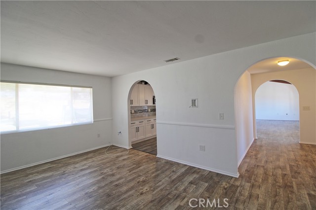 Detail Gallery Image 9 of 20 For 35790 Ramada Ln, Yucaipa,  CA 92399 - 4 Beds | 2 Baths