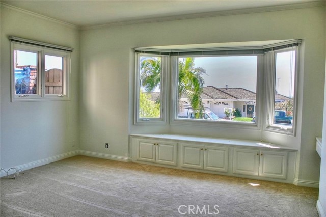 Detail Gallery Image 28 of 31 For 900 Kings, Newport Beach,  CA 92663 - 5 Beds | 3/1 Baths