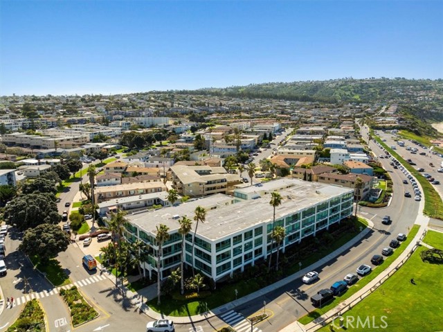 Detail Gallery Image 44 of 47 For 201 Calle Miramar #35,  Redondo Beach,  CA 90277 - 2 Beds | 3 Baths