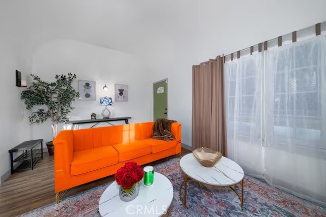 5743 Magnolia Avenue, Riverside CA: https://media.crmls.org/medias/84f4de3d-cbca-4faa-bf4e-76b566dd5615.jpg