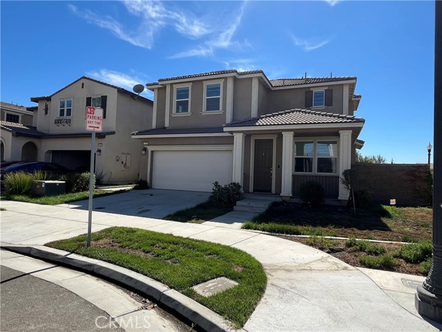 Detail Gallery Image 1 of 32 For 3202 E Yellowstone Dr, Ontario,  CA 91762 - 4 Beds | 3 Baths