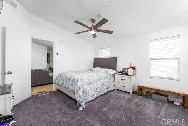 Detail Gallery Image 14 of 37 For 1855 E Riverside Dr #209,  Ontario,  CA 91761 - 4 Beds | 2 Baths