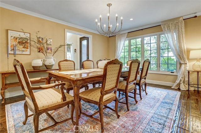 Detail Gallery Image 13 of 65 For 4751 Topeka Dr, Tarzana,  CA 91356 - 5 Beds | 6 Baths