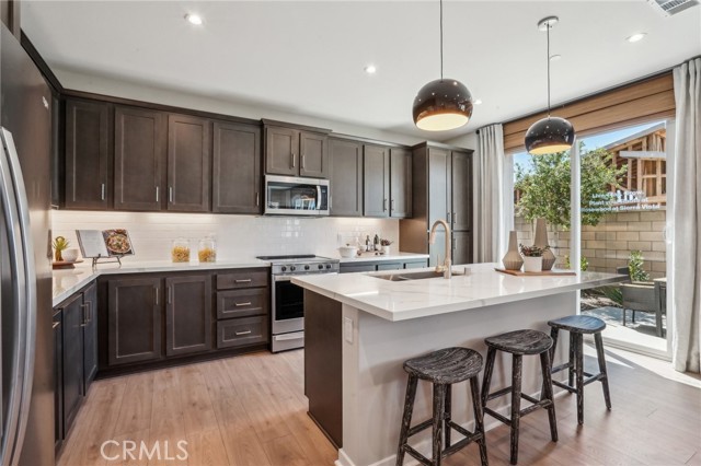 Detail Gallery Image 8 of 32 For 6346 Moonfire Ln, Fontana,  CA 92336 - 4 Beds | 2/1 Baths