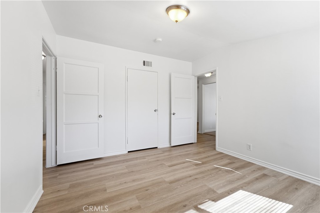 MLS #OC26156592 image #4