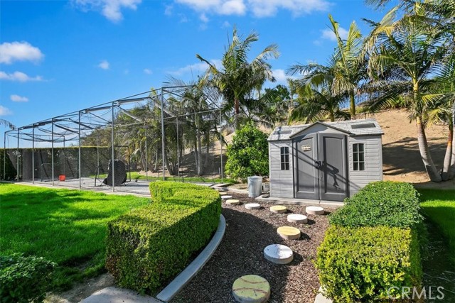 229 Oldenburg Lane, Norco CA: https://media.crmls.org/medias/84f8b0cf-702d-4dec-be12-5d2a748a20e4.jpg