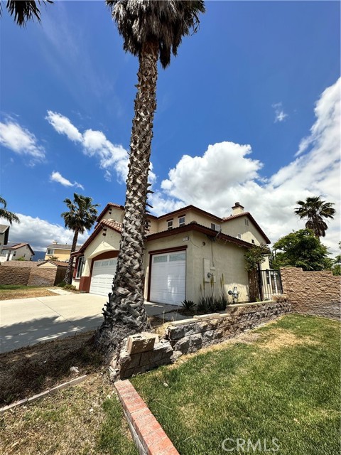 Image 3 for 7549 Yellow Iris Court, Fontana, CA 92336