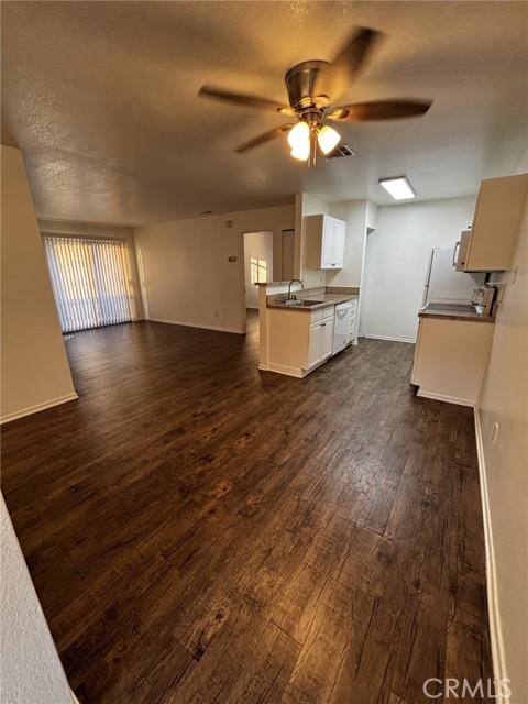 Detail Gallery Image 4 of 21 For 1265 Kendall Dr, San Bernardino,  CA 92407 - 2 Beds | 2 Baths
