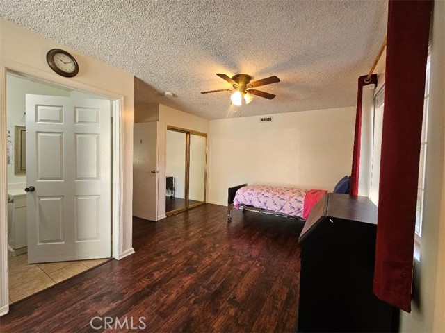  Commercial for Sale in Granada Hills, California