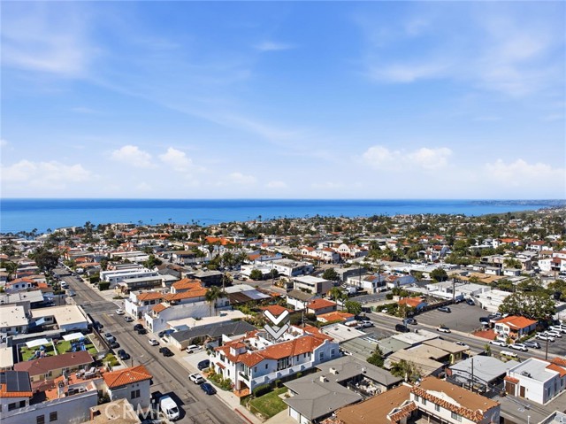 Detail Gallery Image 2 of 36 For 136 Avenida Victoria #C,  San Clemente,  CA 92672 - 2 Beds | 2/1 Baths