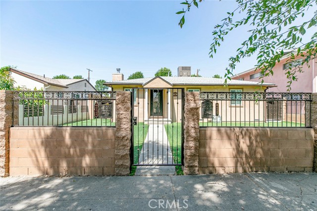 Detail Gallery Image 2 of 38 For 6545 Coldwater Canyon Ave, North Hollywood,  CA 91606 - 4 Beds | 2 Baths