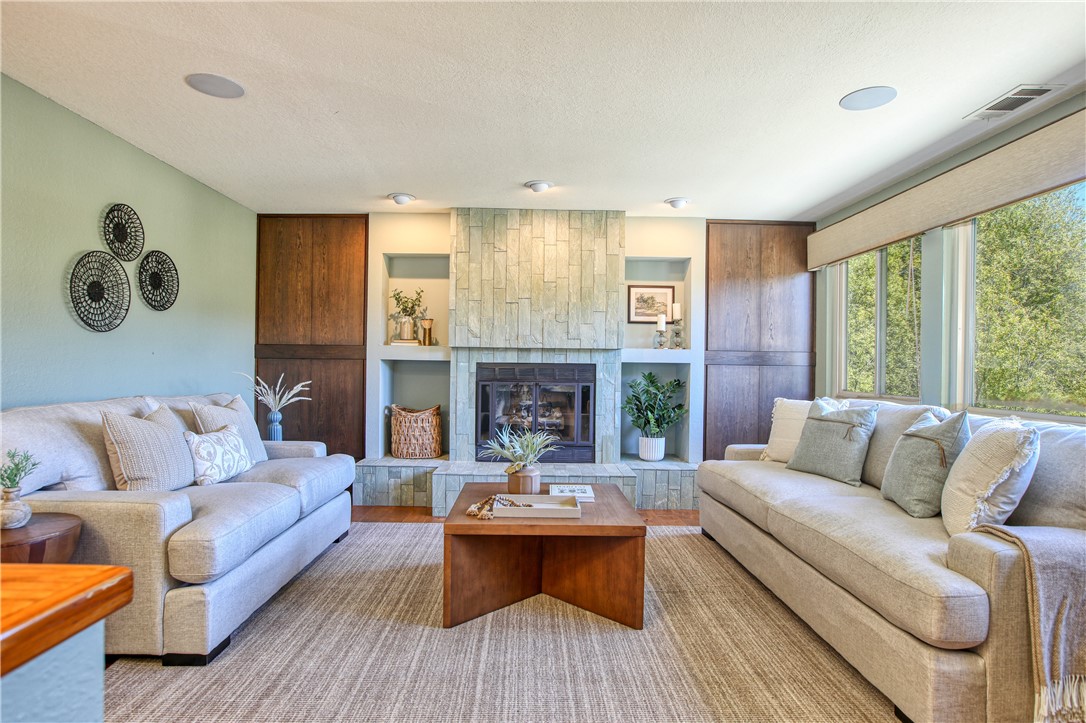 Detail Gallery Image 13 of 69 For 1010 Acorn Dr, Arroyo Grande,  CA 93420 - 4 Beds | 2 Baths