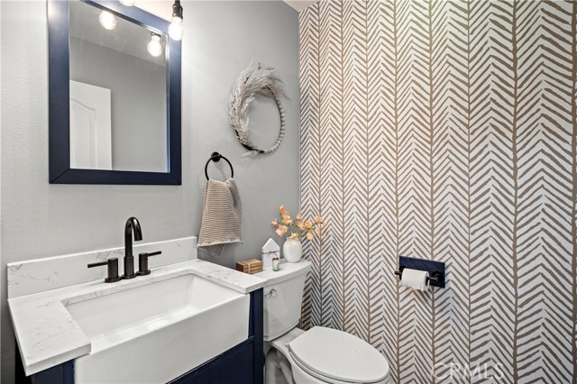 21 Mira Segura, Rancho Santa Margarita CA: https://media.crmls.org/medias/84fc23ff-1b7d-45a9-954c-ef579e0df4f0.jpg