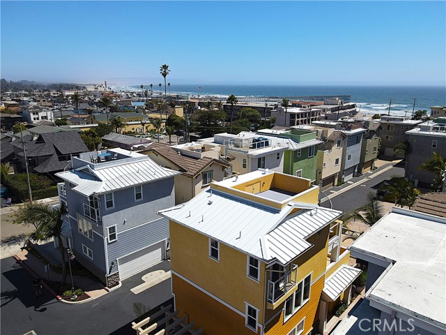 393 Wadsworth Avenue, Pismo Beach CA: https://media.crmls.org/medias/84fc2f72-d1a2-42e5-9514-f5ba7fe9cd5b.jpg