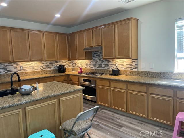37075 Parkway Drive, Beaumont CA: https://media.crmls.org/medias/84fcaf55-d8e7-4a8a-a7d9-13b274b3930f.jpg