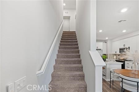 Detail Gallery Image 22 of 37 For 1752 Cayton Loop, West Covina,  CA 91790 - 3 Beds | 3 Baths