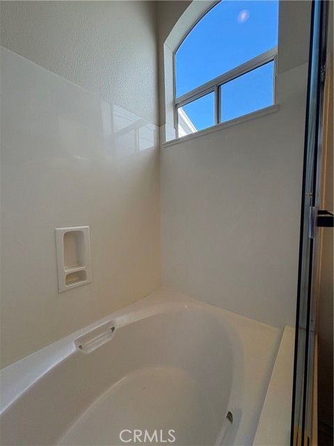 Detail Gallery Image 16 of 23 For 549 Shoal Cir, Redwood City,  CA 94065 - 1 Beds | 2 Baths