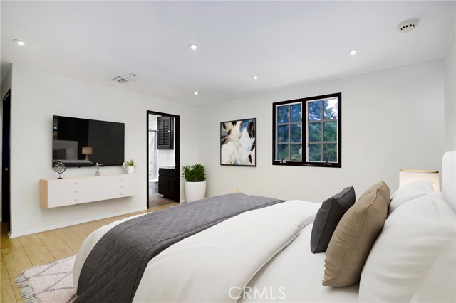 3757 Coldstream, Tarzana CA: https://media.crmls.org/medias/84fd0872-718e-4f47-8719-4f7edf422ac8.jpg