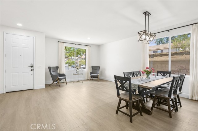 37 Pheasant Creek, Irvine CA: https://media.crmls.org/medias/84fd7bb4-84e8-4715-baad-d653685363bc.jpg