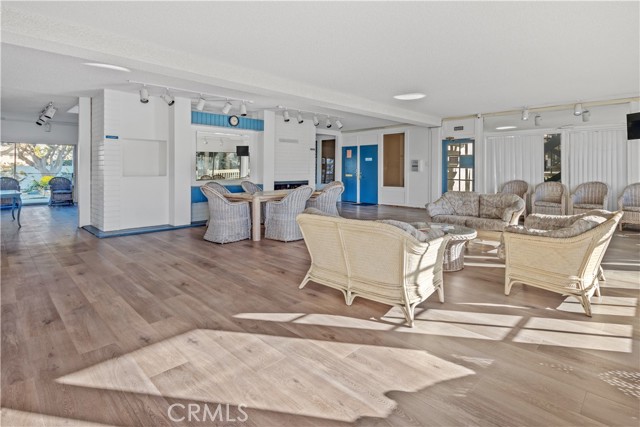 643 S Prospect Ave, Redondo Beach, California 90277, 3 Bedrooms Bedrooms, ,2 BathroomsBathrooms,Residential,Sold,S Prospect Ave,SB22031394